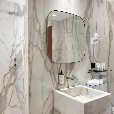 酒店 Howard Sur Seine - Paris La Defense 4*