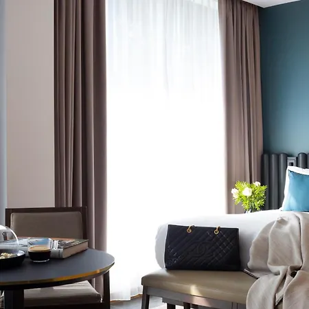 Howard Sur Seine - Paris La Defense Hotel Asnières